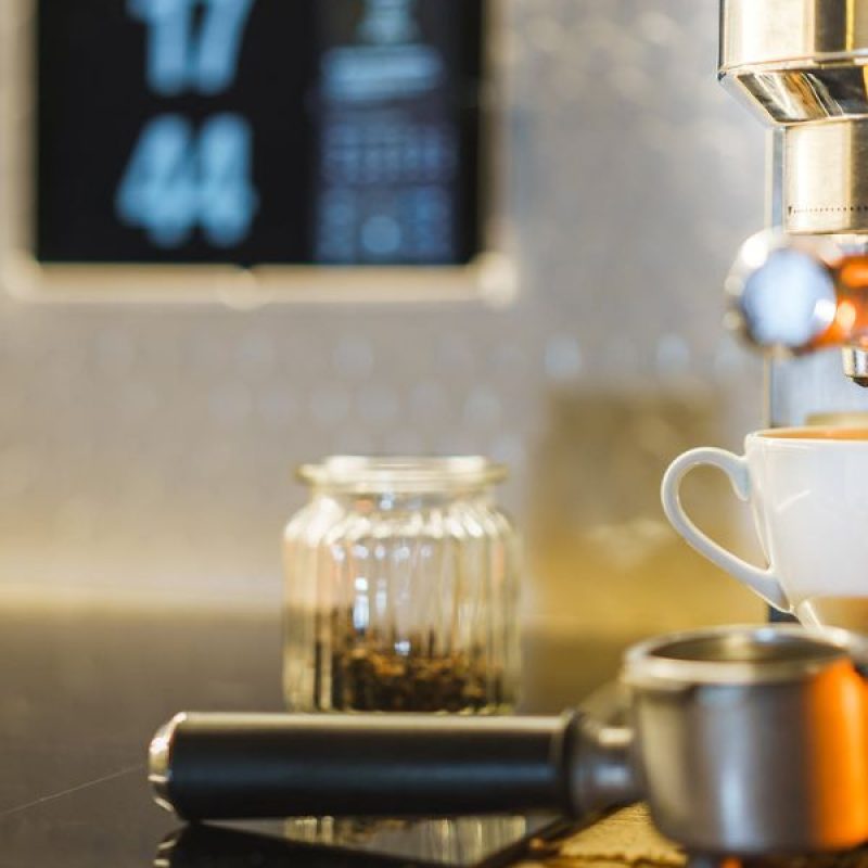 Karls Gebäudetechnik - Haustechnik - Elektroinstallation - Hausmeisterservice - Klempnerarbeiten - Aachen